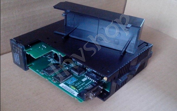 GE FANUC PLC IC693CPU364 (240K Bytes user memory)