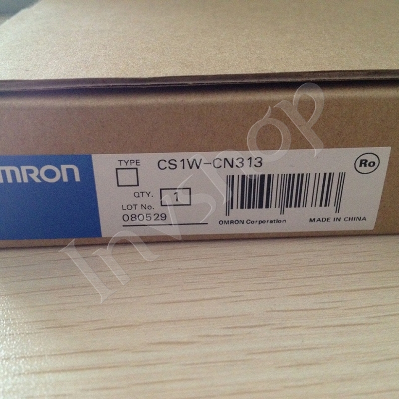 OMRON NEW CS1W-CN313 PLC IN BOX 80WU Connect Cable 60 days warranty