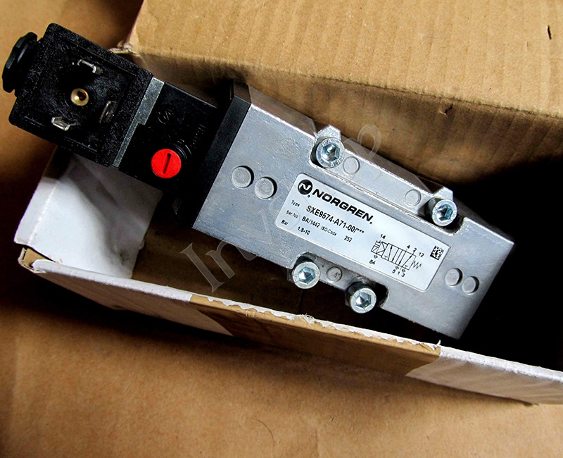 c200h-oa222 omron plc modul