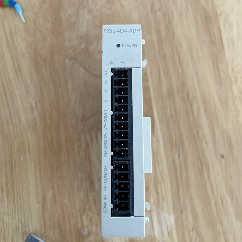 MITSUBISHI SPS FX3U-4DA-ADP