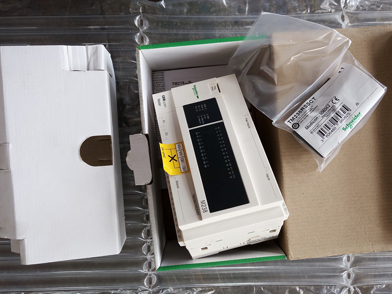 TM238LFDC24DT Schneider PLC PROGRAMABLE CONTROLLER