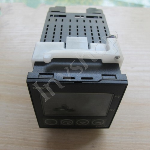 Omron E5CN-R2T NEW Thermostat