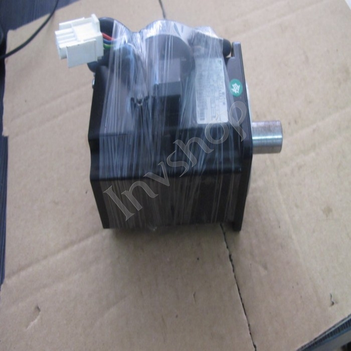 Yaskawa SGMAH-02A4A21 USED servo motor