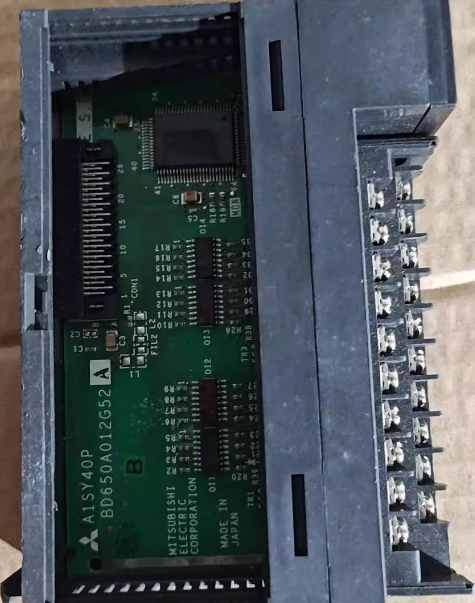 Mitsubishi A Series PLC A1SY40P output module