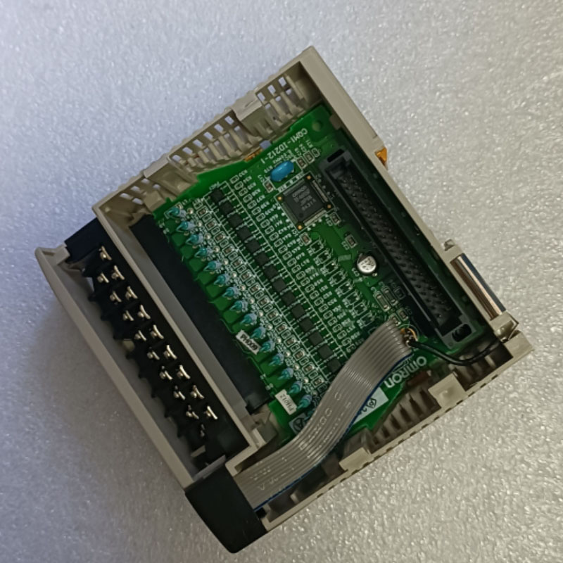 OMRON PLC CQM1-ID212