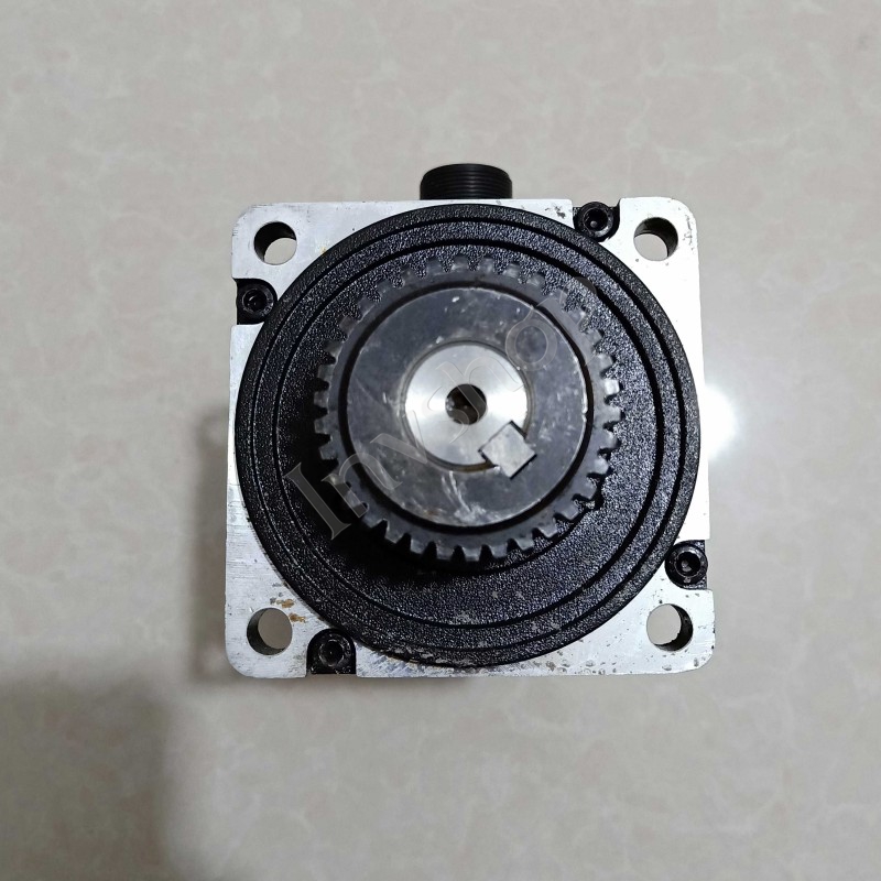 BCH1002012A1C 2KW Schneider servo motor for Ninety percent new