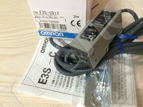 2M 10-30VDC OMRON NEW E3S-CD12 SWITCH 0JK1 SENSOR 60 days warranty
