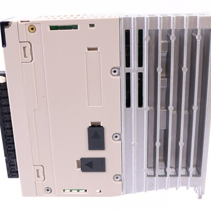 SGD7S-2R8A20A Yaskawa servo drive