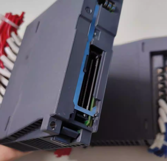 Mitsubishi Q Series PLC QY22 output module