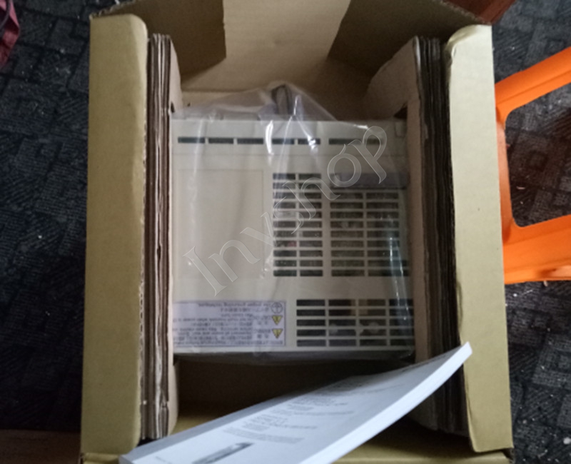 Yaskawa SGDH-02AE-OY 200W Servo Drives GeprÃ¼ft F09U