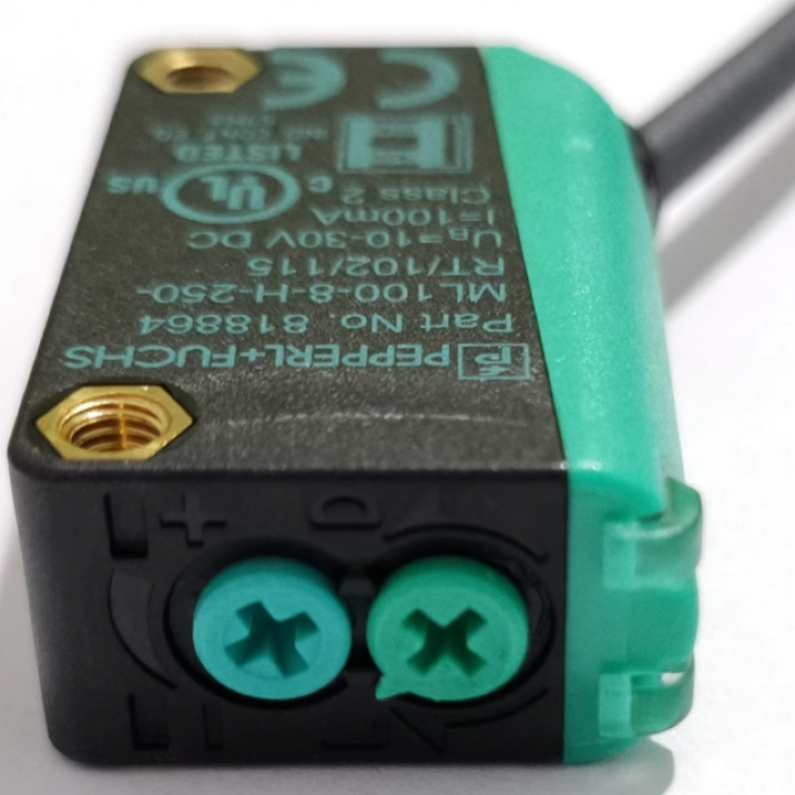 ML100-8-H-250-RT/102/115 Pepperl + Fuchs photoelectric switch