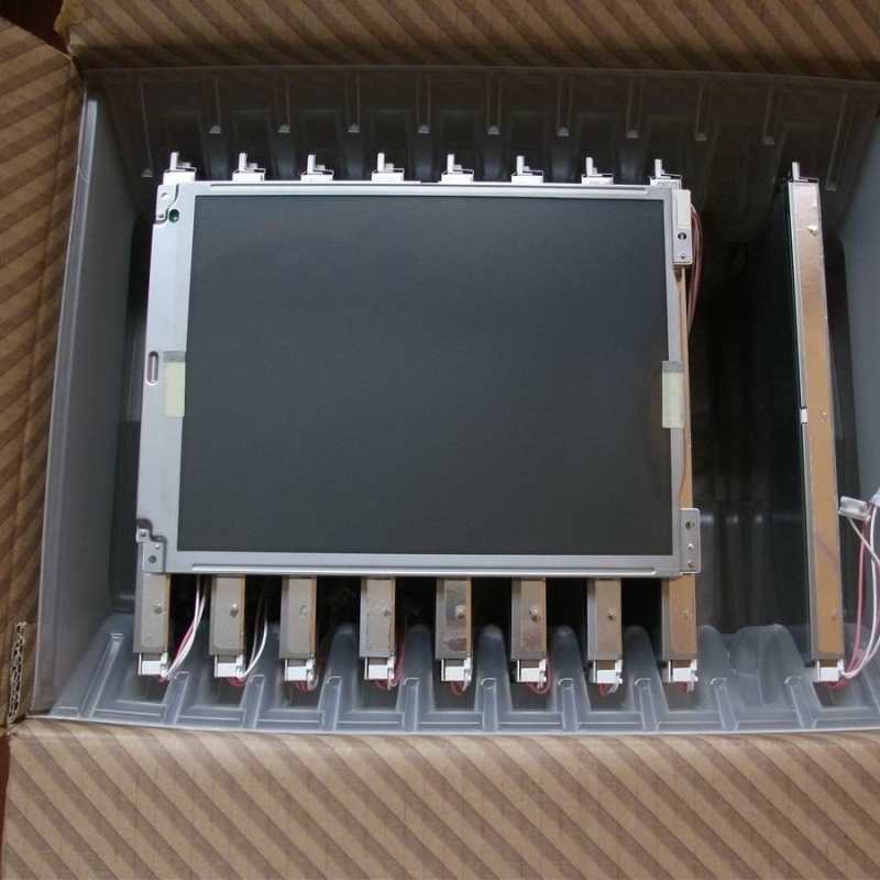 EL640.480-AM LVDS Lumineq 10.4