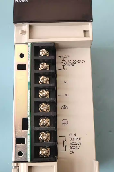 Omron C200H series PLC C200HW-PA204R power module