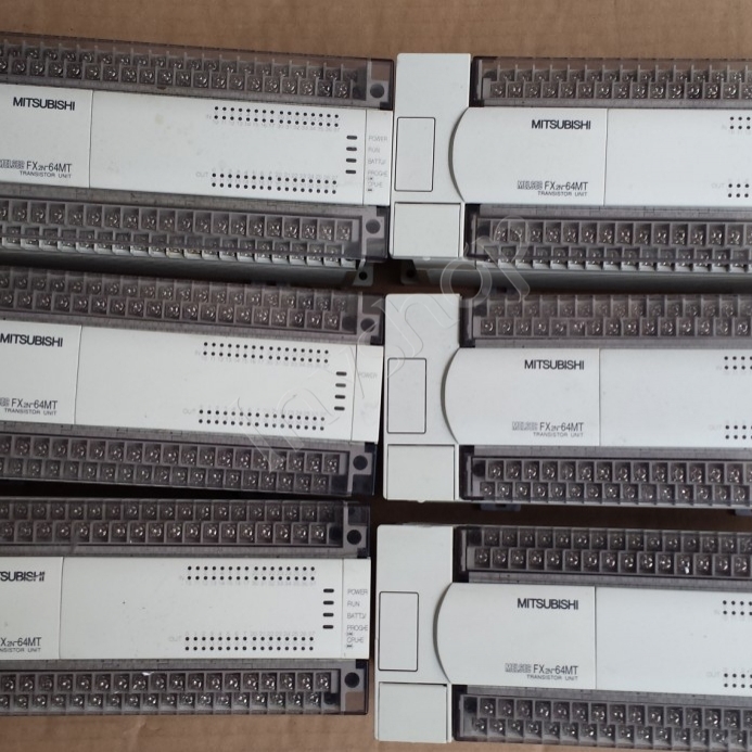 100% original japanischen Mitsubishi Feinheit der neuen FX-Serie PLCFX2N-64MT-001