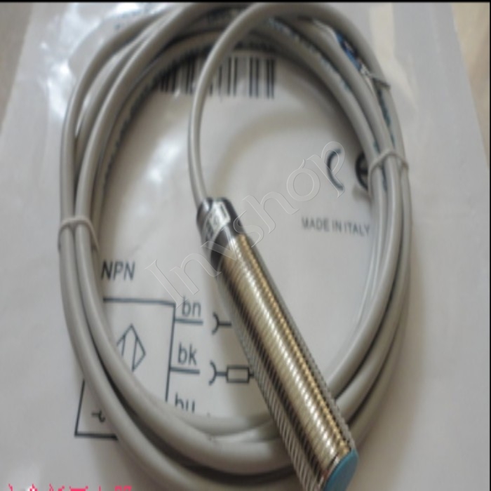 NEW IM18-05BPP-ZC1 SICK IN BOX Sensor
