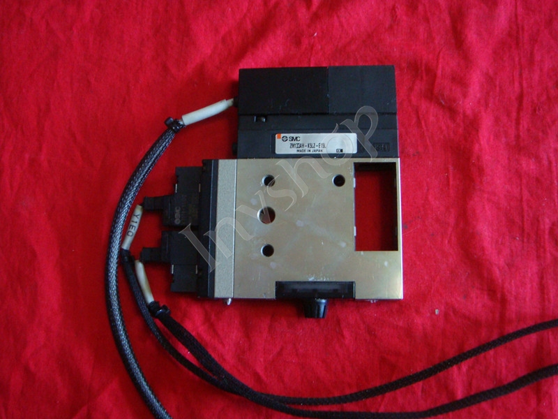 SMC PLC ZM133AH-K5LZ-E15L ZSE1-00-15L USED