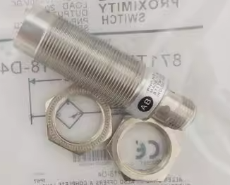 871TM-DH5NP18-D4 Allen-Bradley Inductive Proximity Sensor