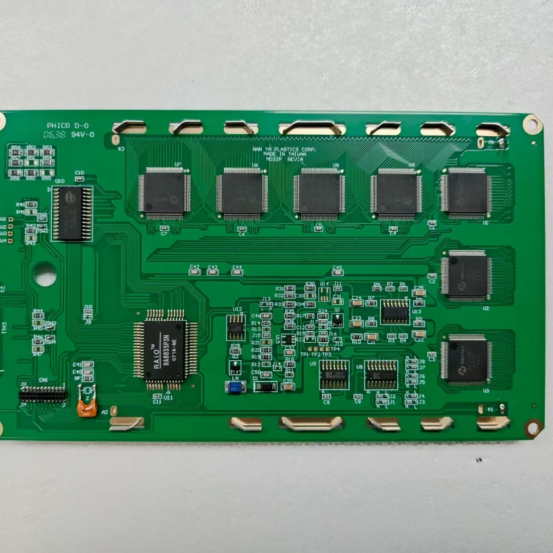HDM3224L-Z7RF M032PGC1 LMCKBM032V36GKS M032P   Ship LCD screen