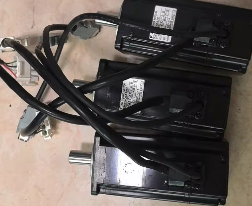 yaskawa sgmah-04a1a61 servomotor eingesetzt