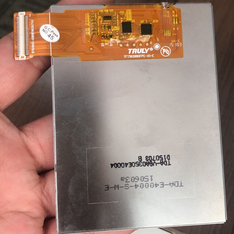 TCG121WXLRFVNN-AN70 Kyocera 12.1inch LCD screen