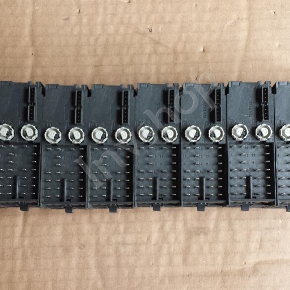 Original new 138-4FA04-0AB06ES7138-4FA04-0AB0 PROFISAVE6ES7