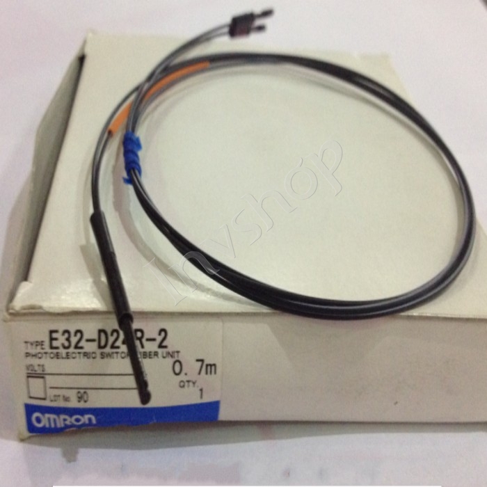 OMRON E32-D24R-2 NEW