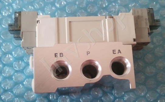 NEW SY5240-5LU SMC Solenoid Valve
