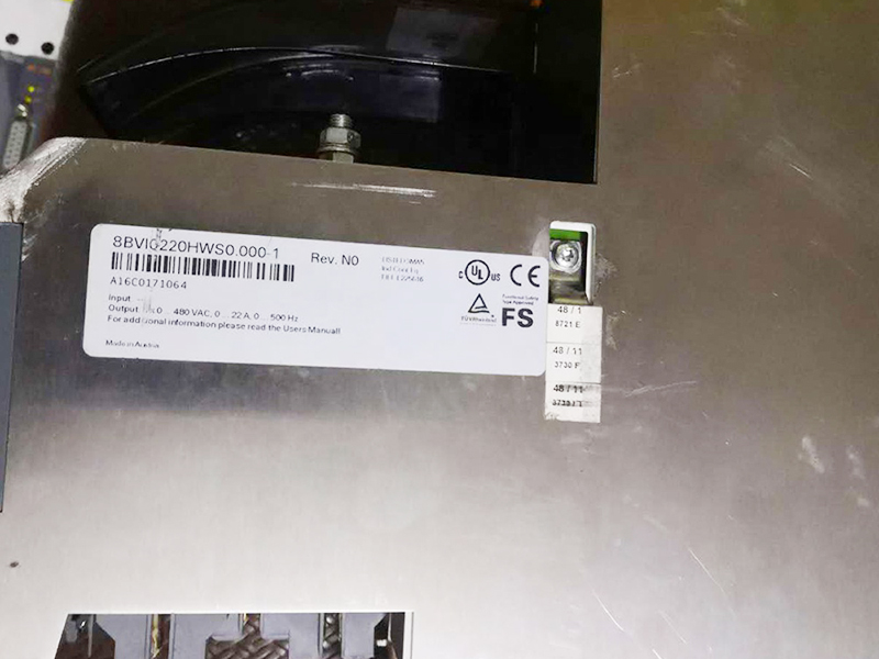 B & R Servoantrieb 8BVI0220HWS0.000-1