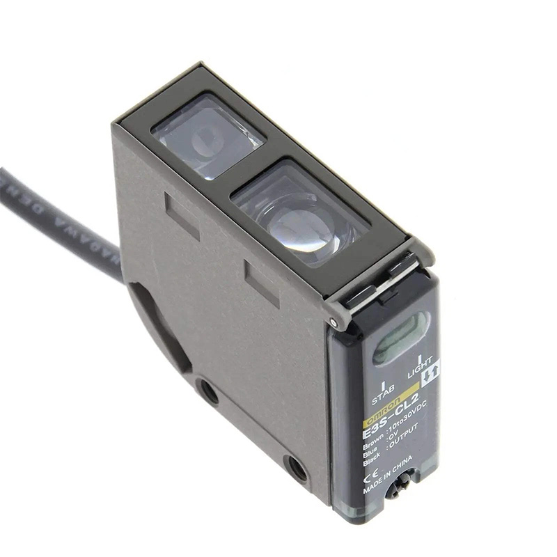 new Omron E3S-CL2 Photoelectric sensor switch