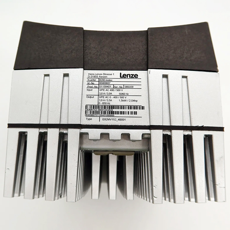 E82MV152-4B001 Nagelneuer Original LENZE Wechselrichter langlebiger Qualitätsservice