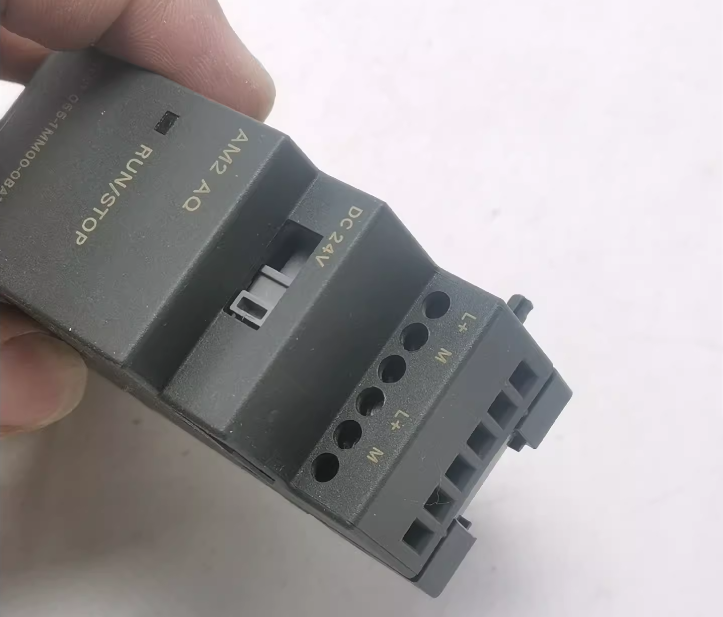 am2 aq expansion.pu: neue 6ed1055-1mm00-0ba1 siemens - logo!dc 24v, 0 / 4-20ma 2aq, 0-10v