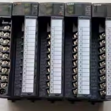 Mitsubishi Q Series SPS QY80 Ausgangsmodul