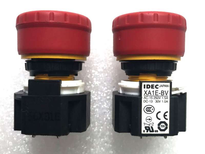 new IDEC XA1E-BV Scram Button