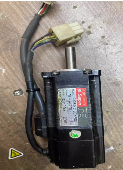 P30B04010DXS00 Sanyo-Servo-motor