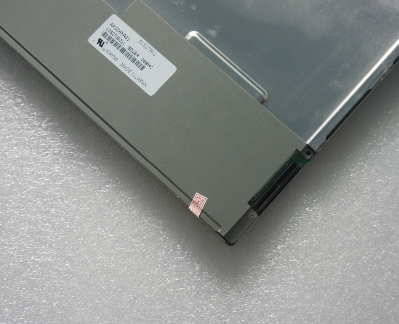 neues Mitsubishi 10.4 