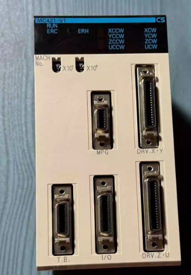 new CS1W-MC421-V1 OMRON PLC module