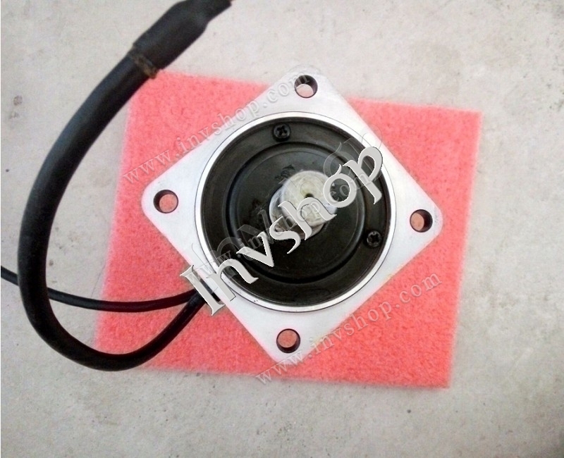 R7M-A75030-BS1 OMRON SERVO MOTOR