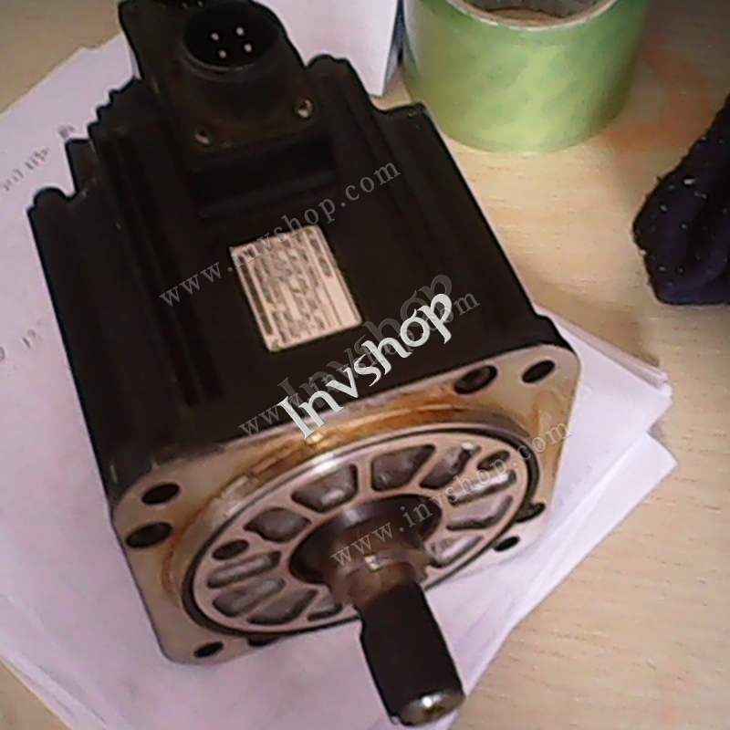 1pc usarem-05acn11 yaskawa servomotor eingesetzt