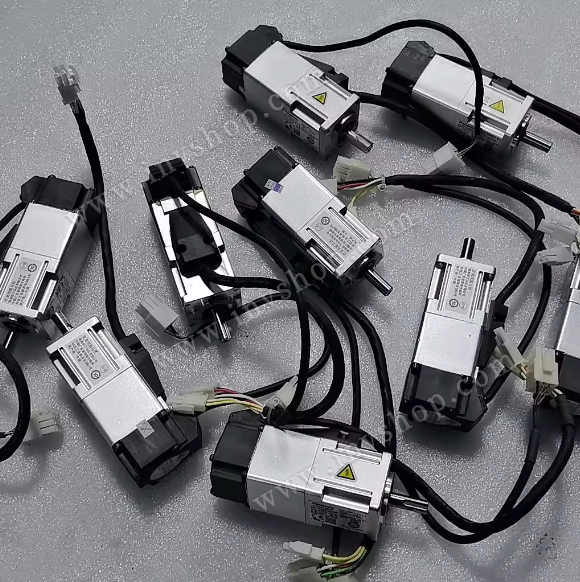 Panasonic Servomotor Neu und Original MSMF5AZL1V2M