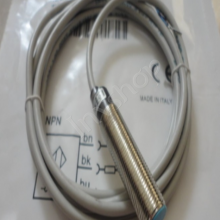 NEW IM18-05BPP-ZC1 SICK IN BOX Sensor