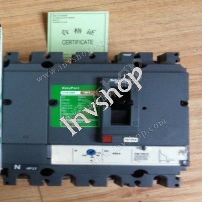 IN BOX NEW LV432693 Schneider Circuit Breaker