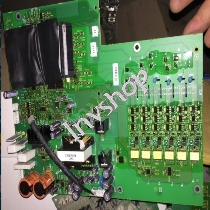 1PC Schneider VX5A1HD22N4 USED Inverter ATV71 and ATV71 series 22kw drive plate