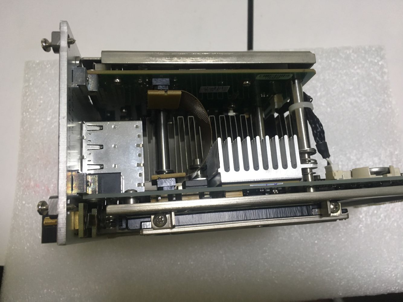 BENUTZT NI Labview PXI-8108 Steuermodul